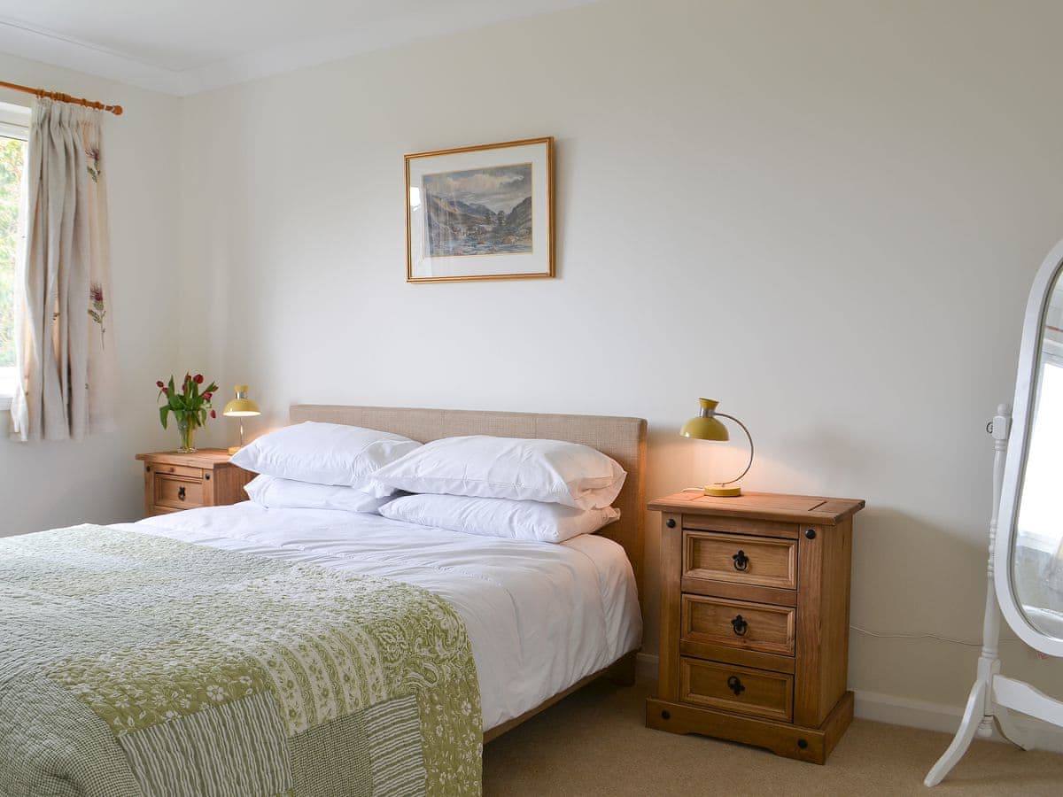 Invernoe Cottage, listing photograph 8