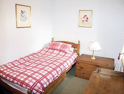The Cottage, listing photograph 7