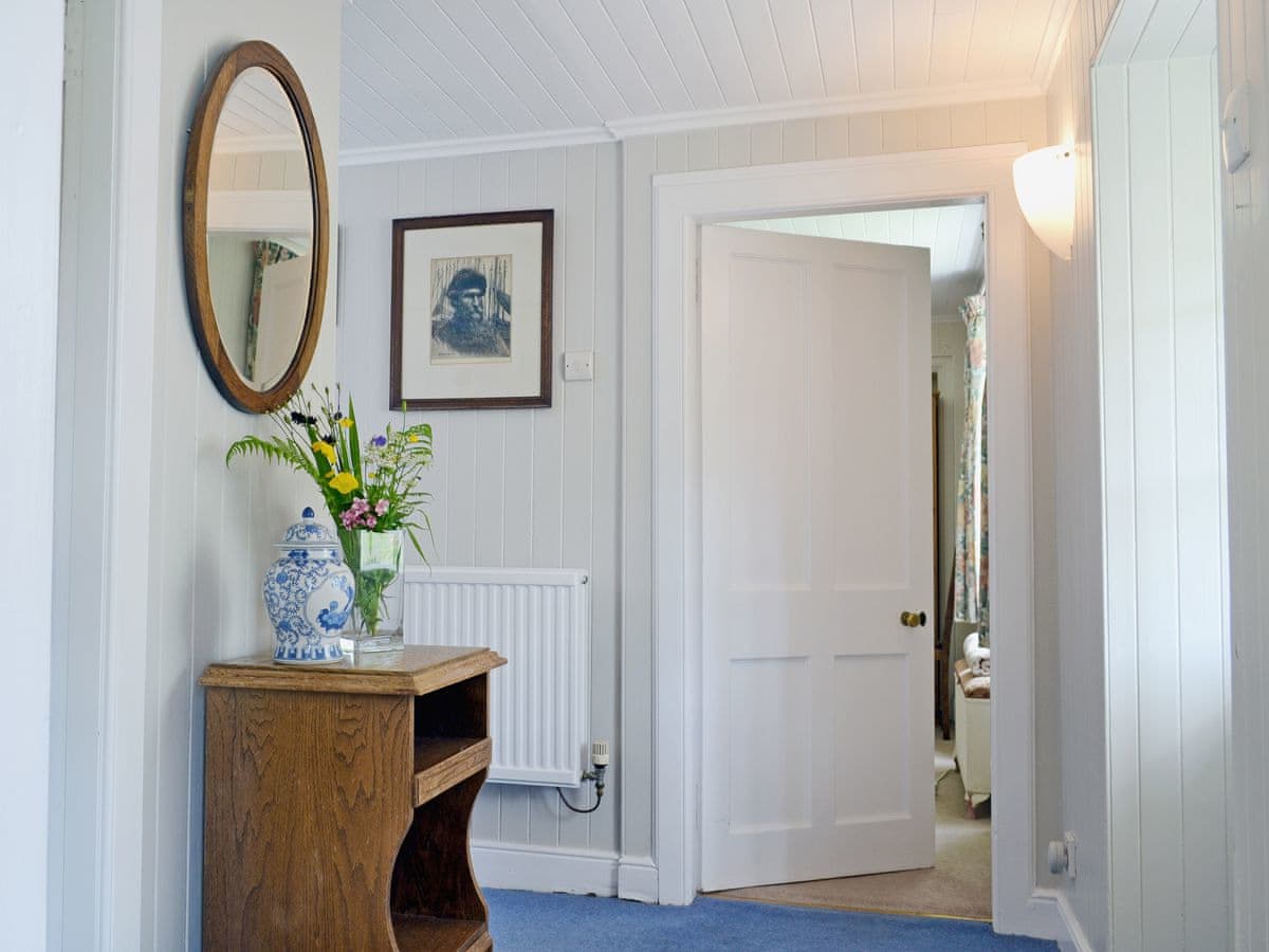 Ashburn Cottage, listing photograph 10