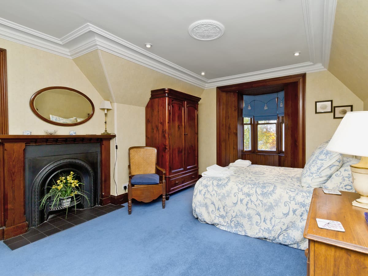Dess Lodge, listing photograph 7