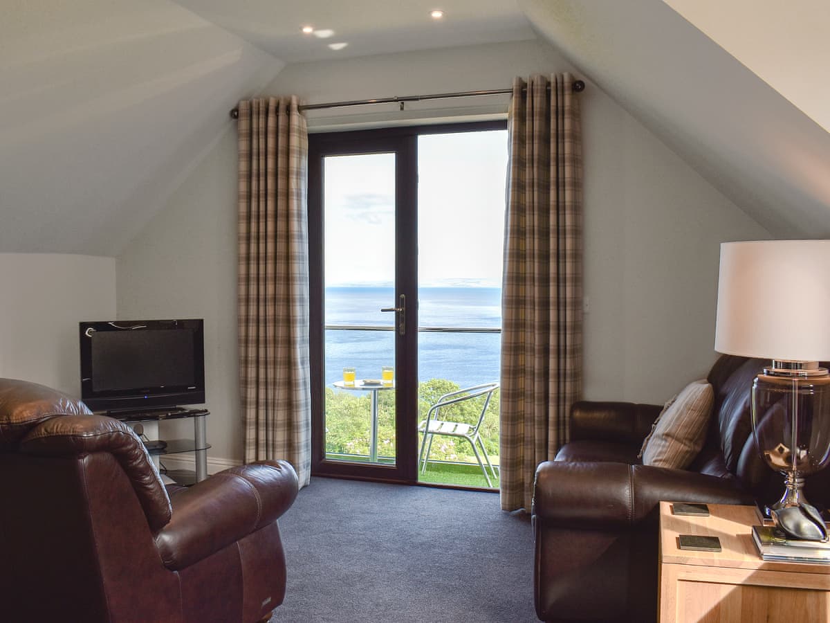 Woodlea Cottage 1, listing photograph 3