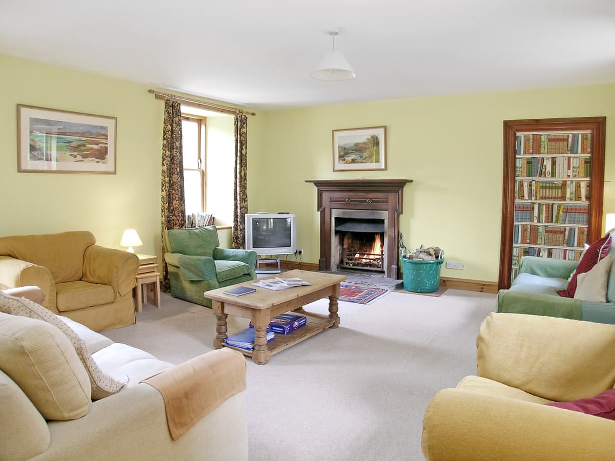 Mar House, listing photograph 2