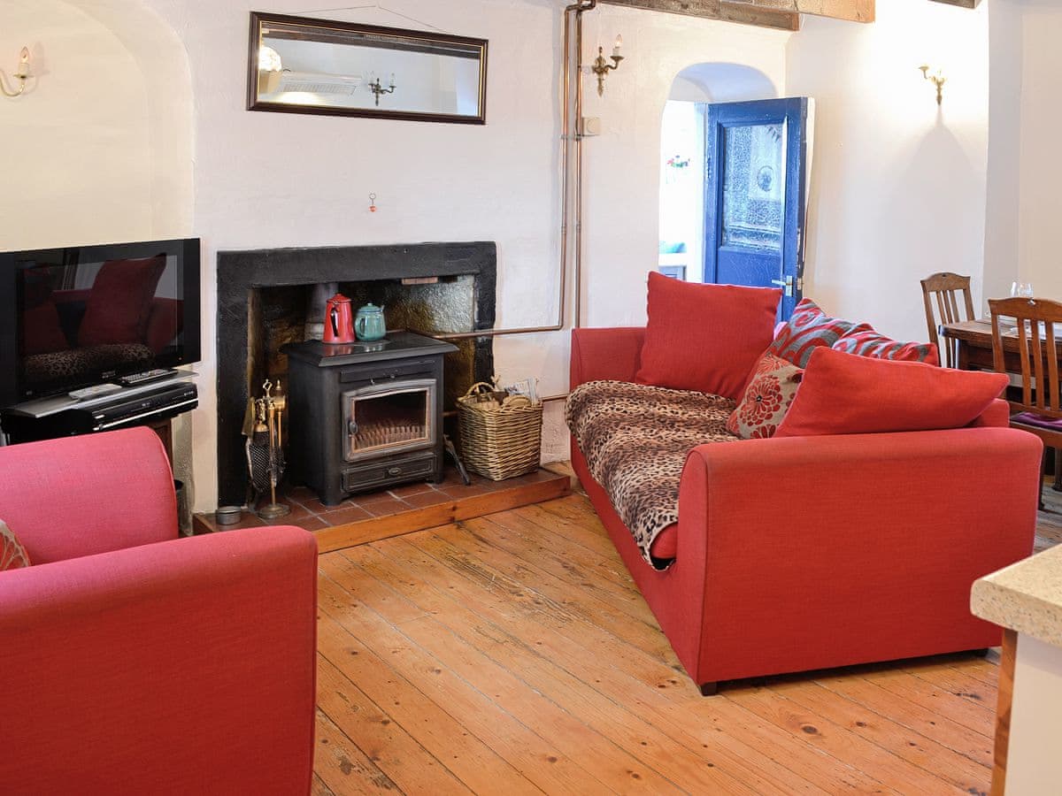 The Cottage, listing photograph 2