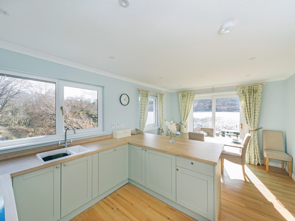 Loch Duich Cottage, listing photograph 6