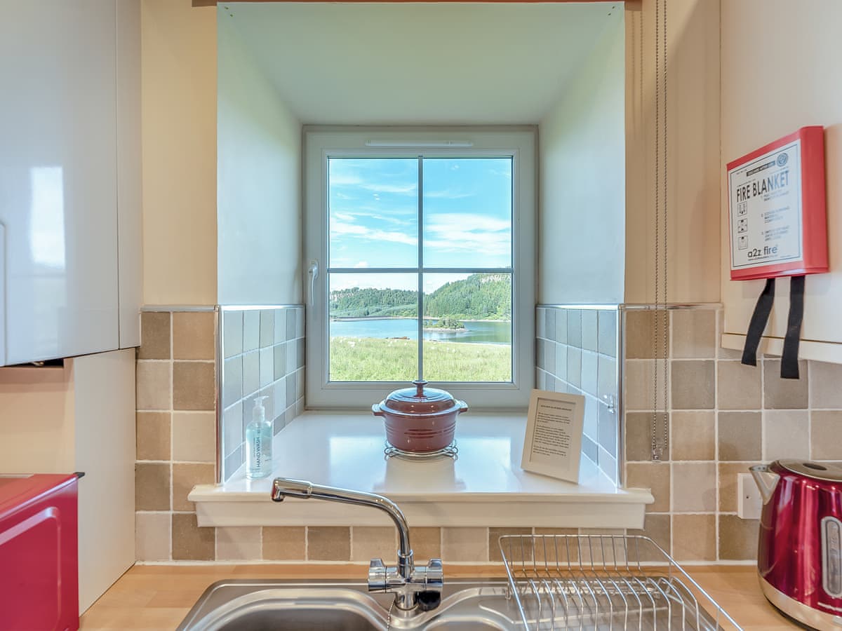 Osprey Hideaways - Kestrel Cottage, listing photograph 8