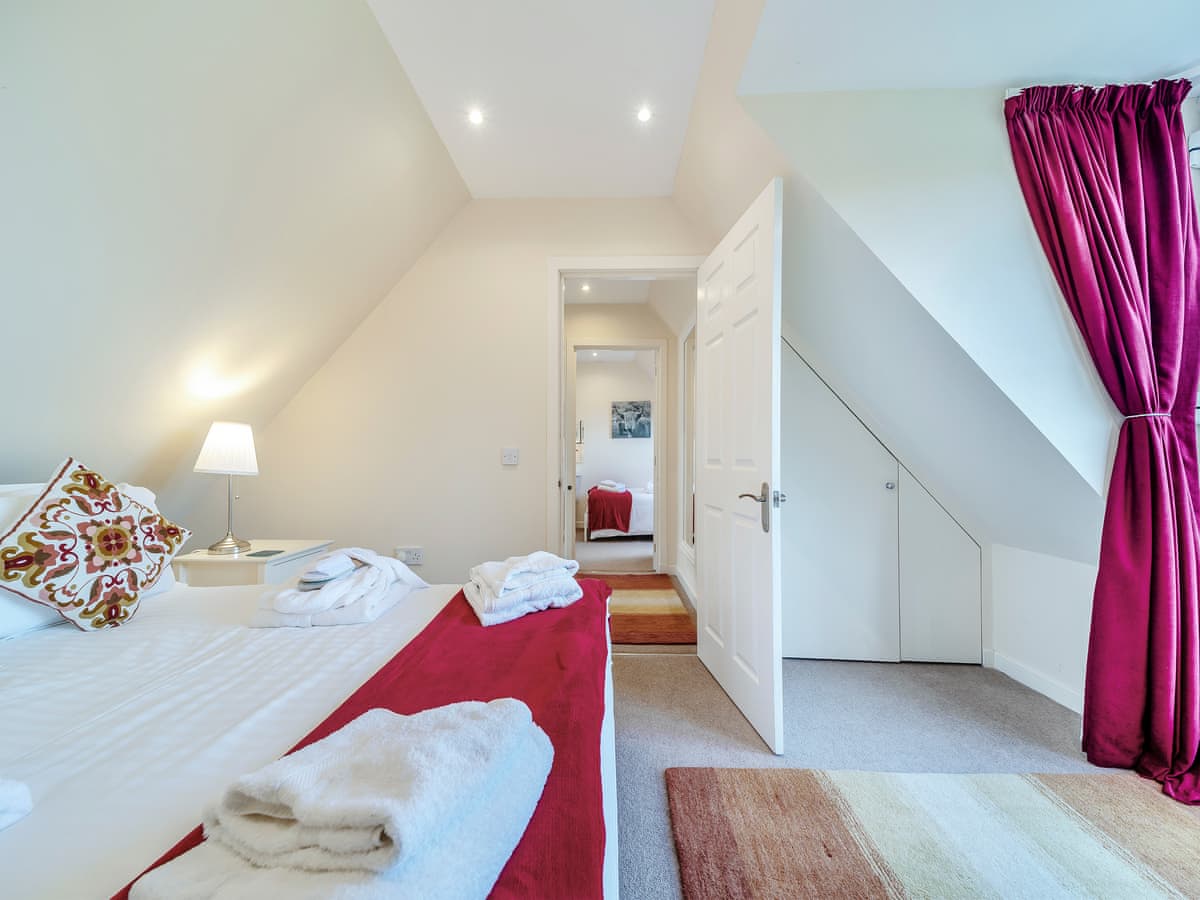 Osprey Hideaways - Peregrine Cottage, listing photograph 9