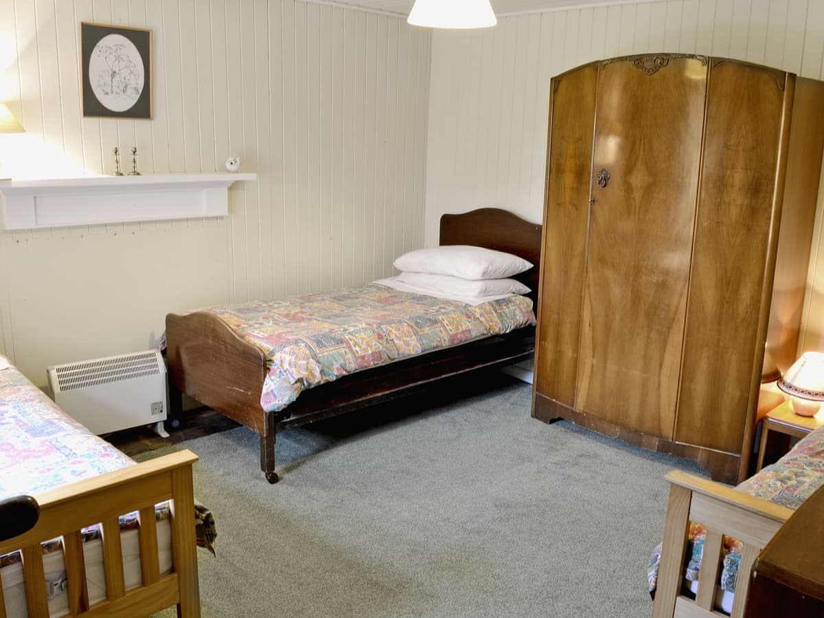 Glentairie Cottage, listing photograph 6