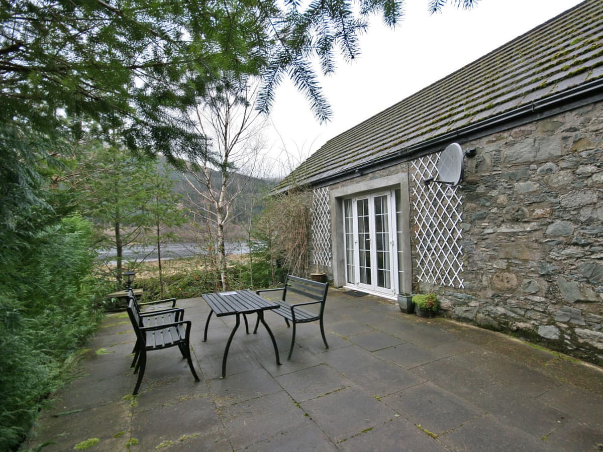 Lochview Barn