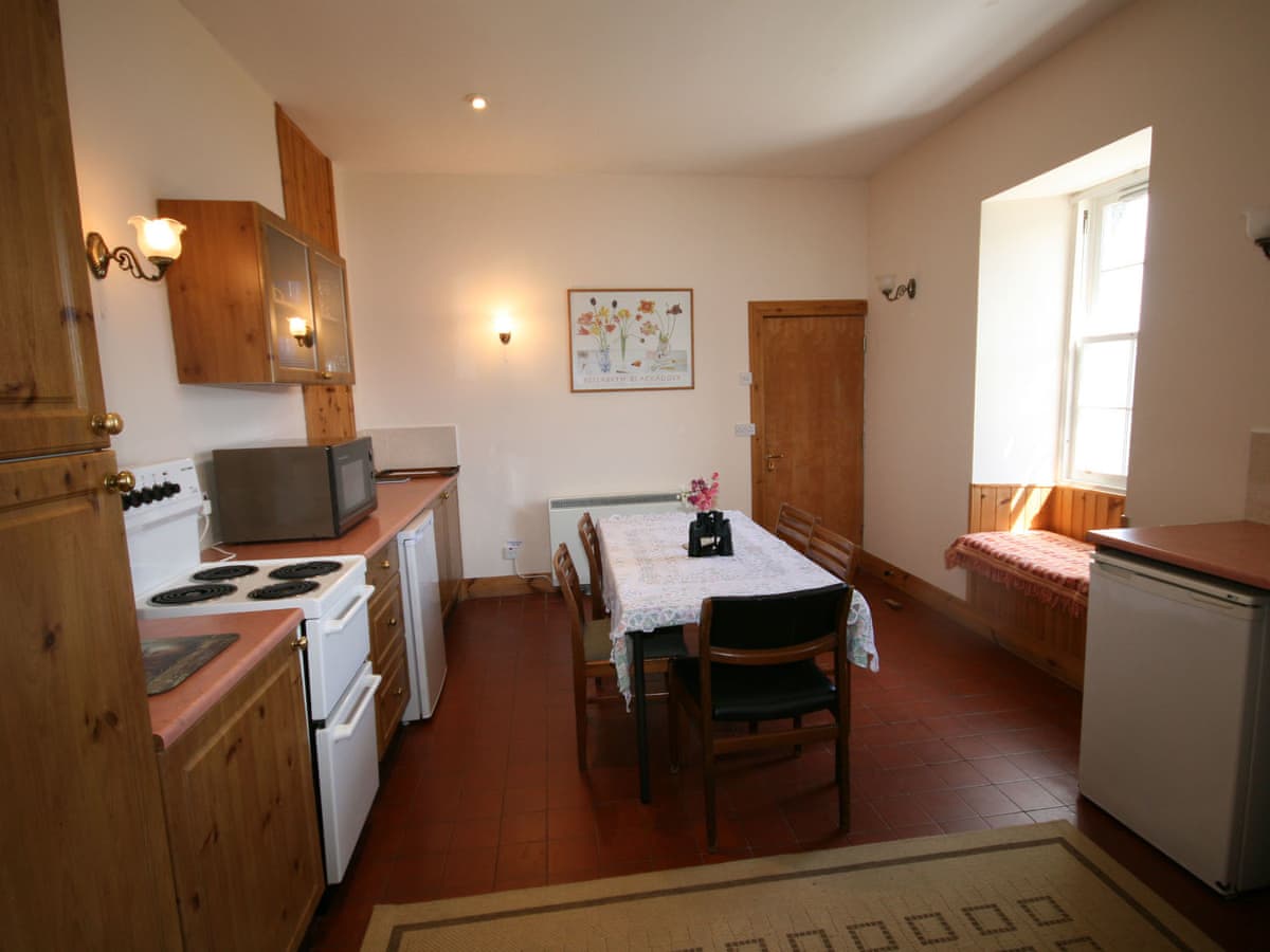 Gavin Maxwell Cottage, listing photograph 5