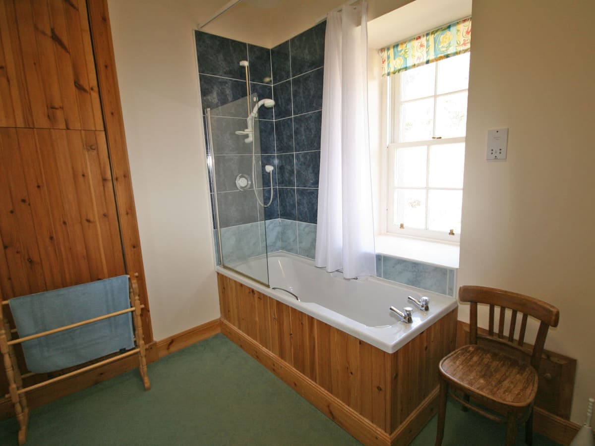 Gavin Maxwell Cottage, listing photograph 8