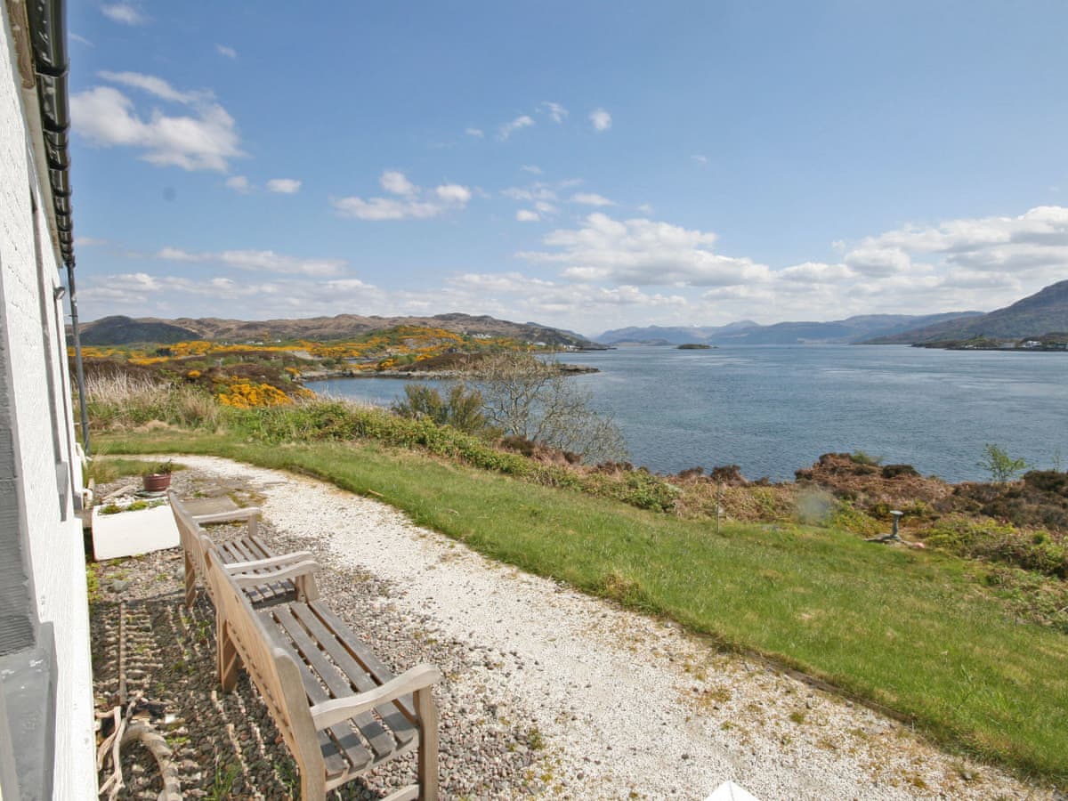 Gavin Maxwell Cottage, listing photograph 11