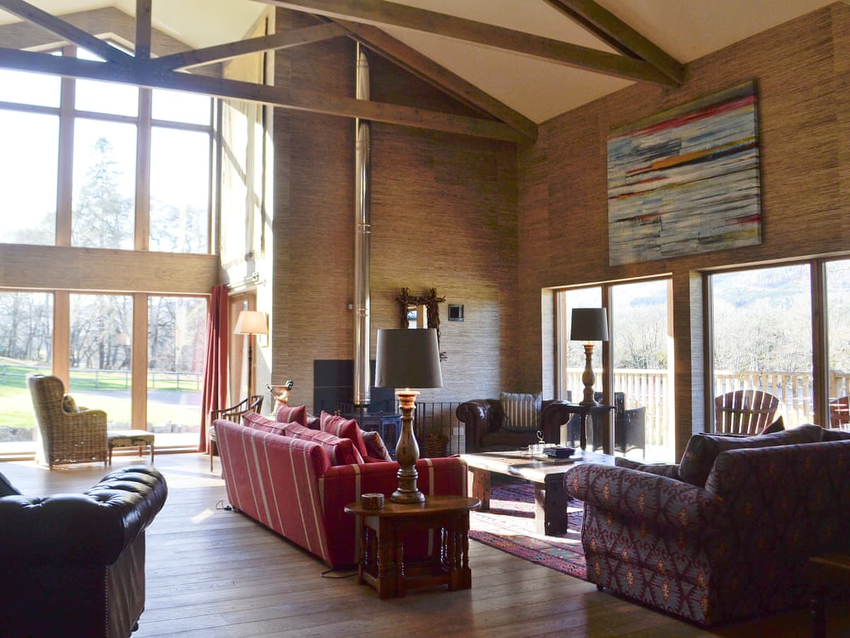 Ghillie's Lodge, listing photograph 3