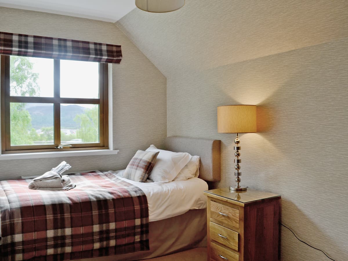 Lochnagar Lodge, listing photograph 12