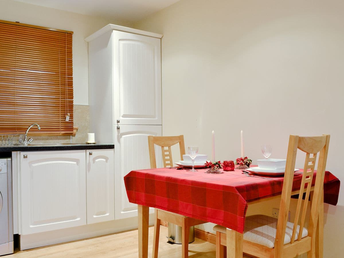 The Cottage, listing photograph 4