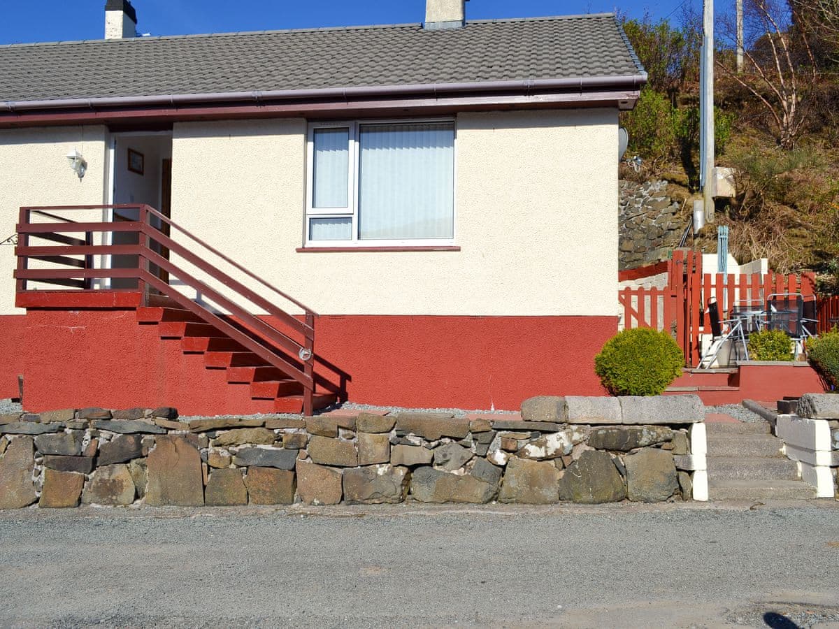 Shore View, listing photograph 9
