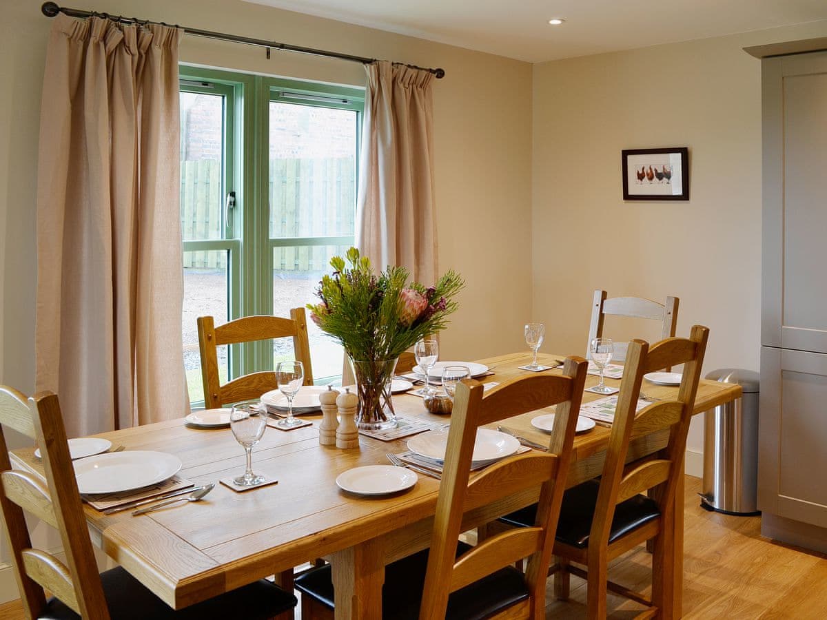 Paddockhall Cottages - Petronella, listing photograph 4