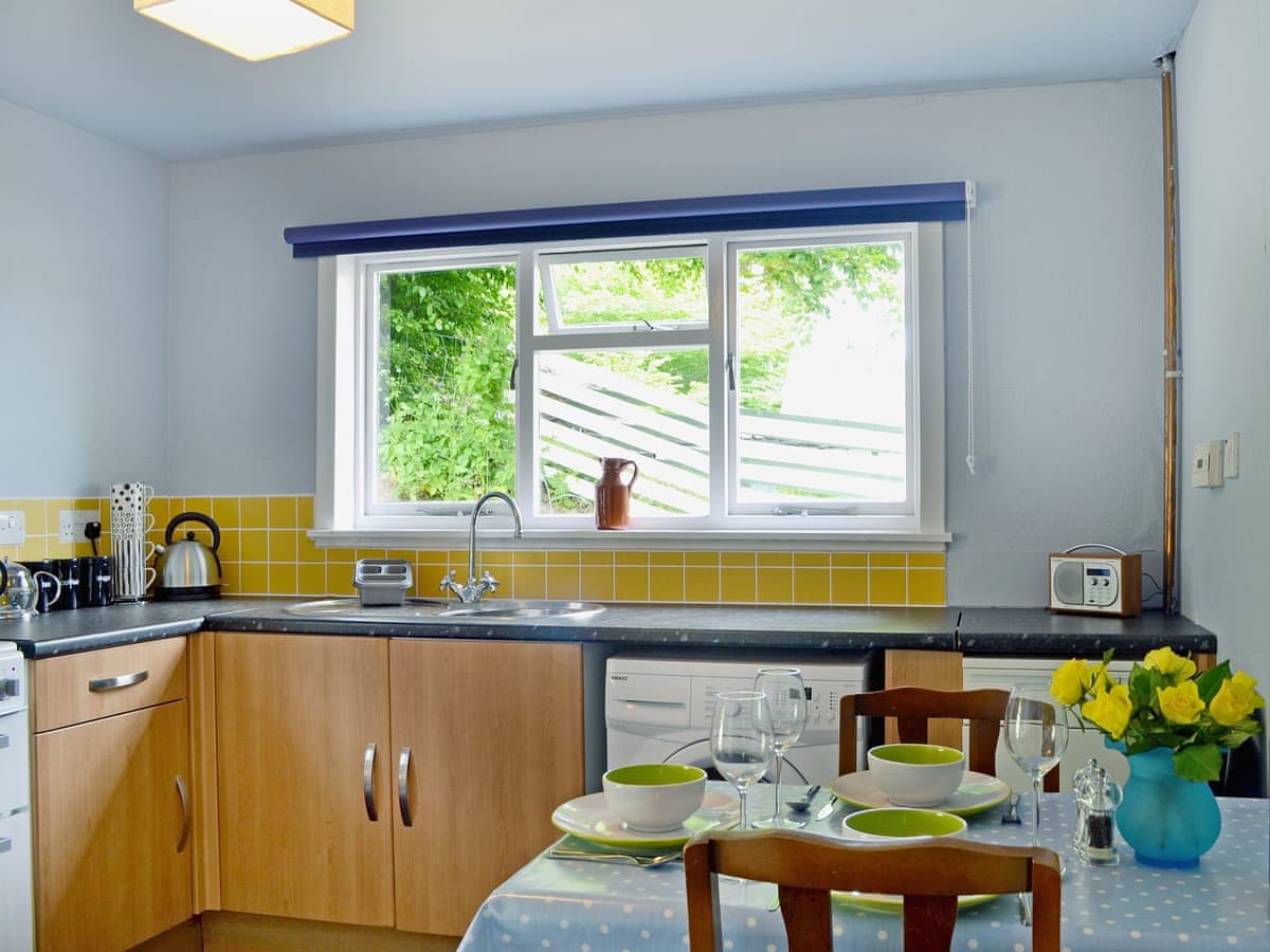 Kinnettas Cottage, listing photograph 4