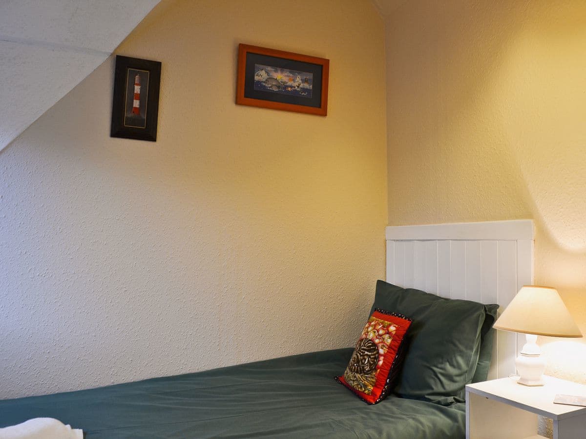 Bakehouse Cottage, listing photograph 6