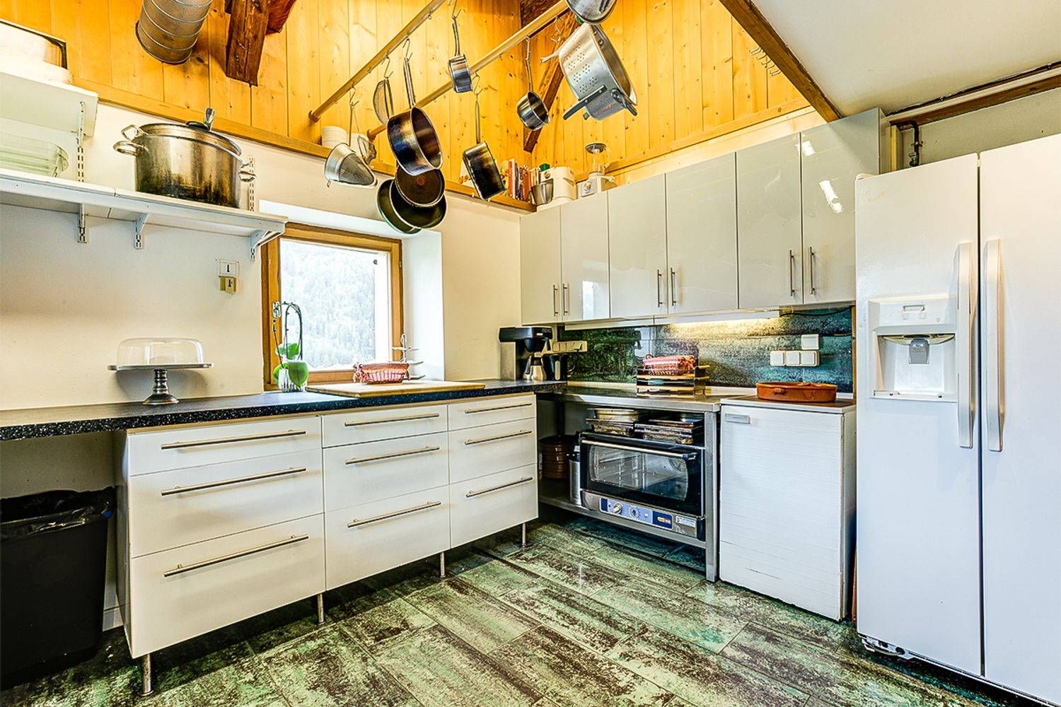 Chalet Emeraud, listing photograph 5