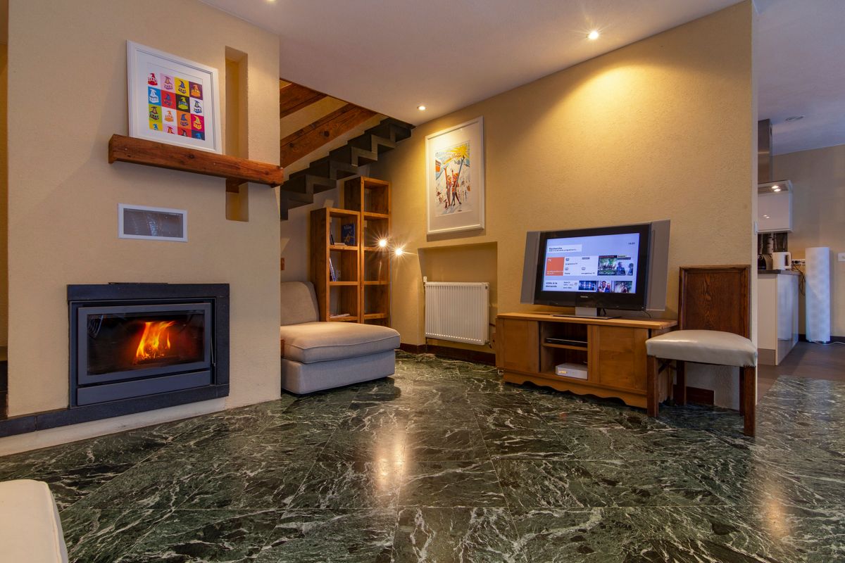 Chalet Coccinelle, listing photograph 11