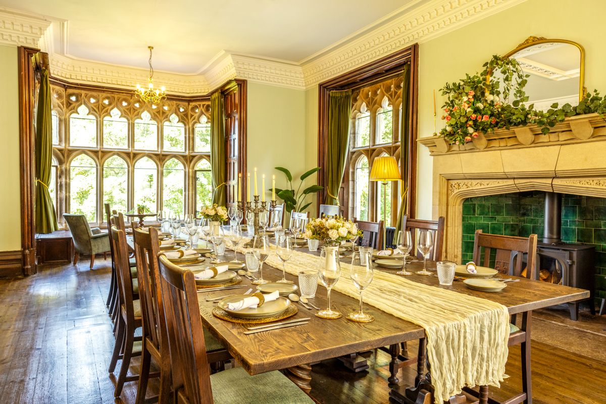 Windermere Gothic Mansion, listing photograph 3