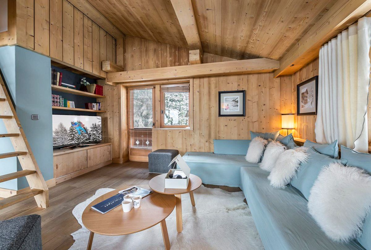 Chalet Leah, listing photograph 3