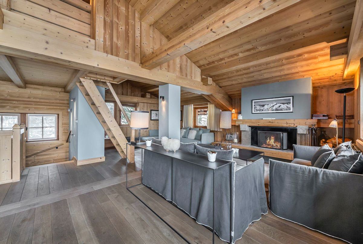 Chalet Leah, listing photograph 2