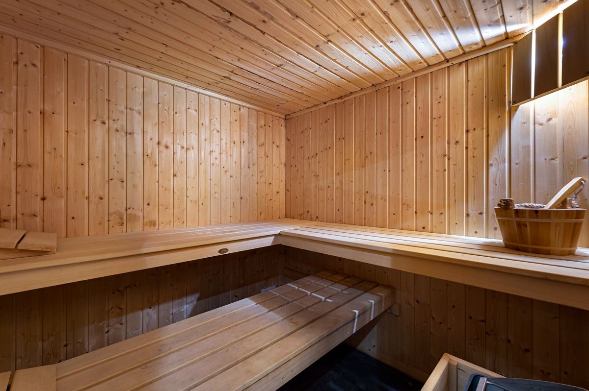 Chalet Emilia, listing photograph 10