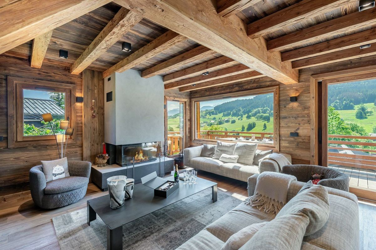 Chalet Noah, listing photograph 2