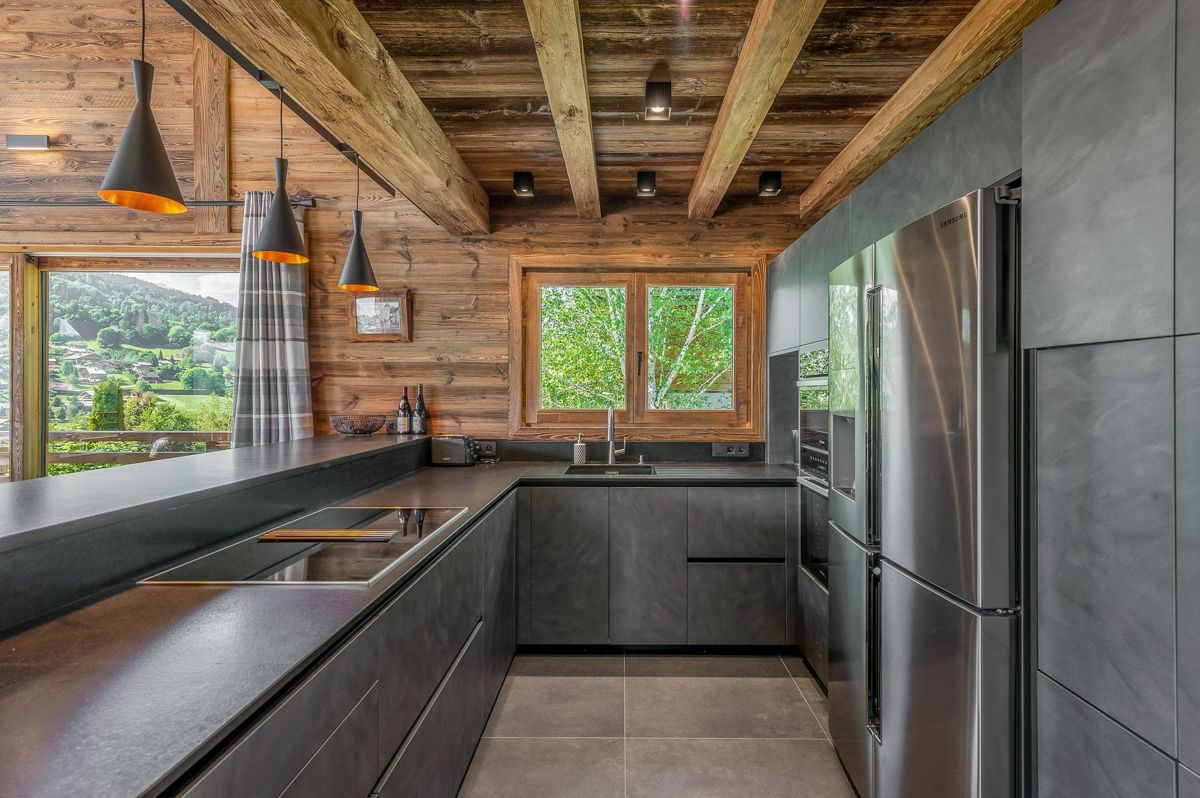 Chalet Noah, listing photograph 9