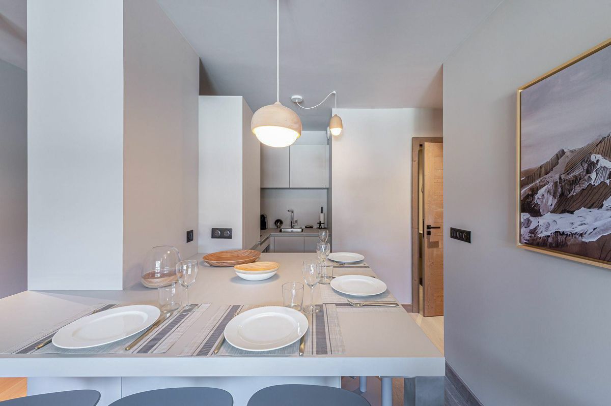 Apartment Devereaux, listing photograph 3