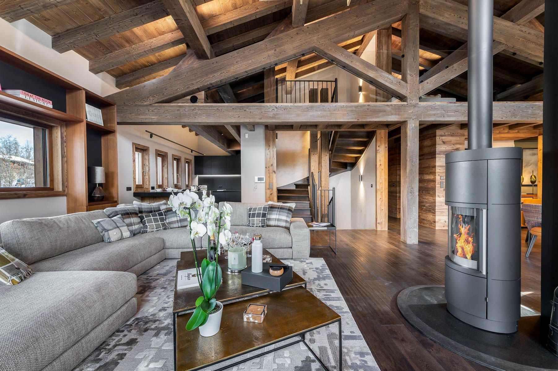 Chalet Lionel, listing photograph 3