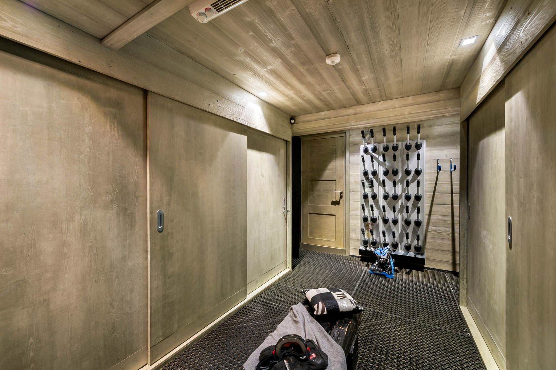 Chalet Florent, listing photograph 10
