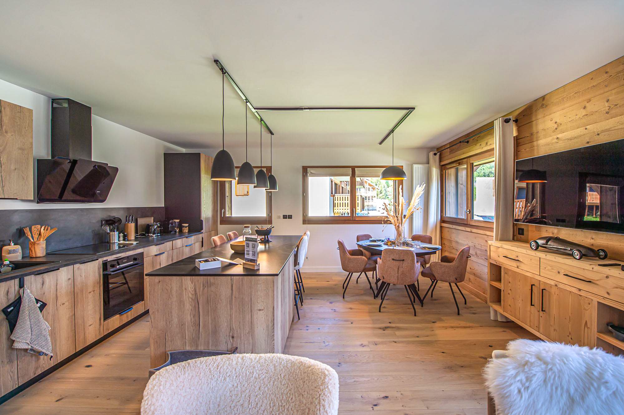 Apartment Eira, listing photograph 2