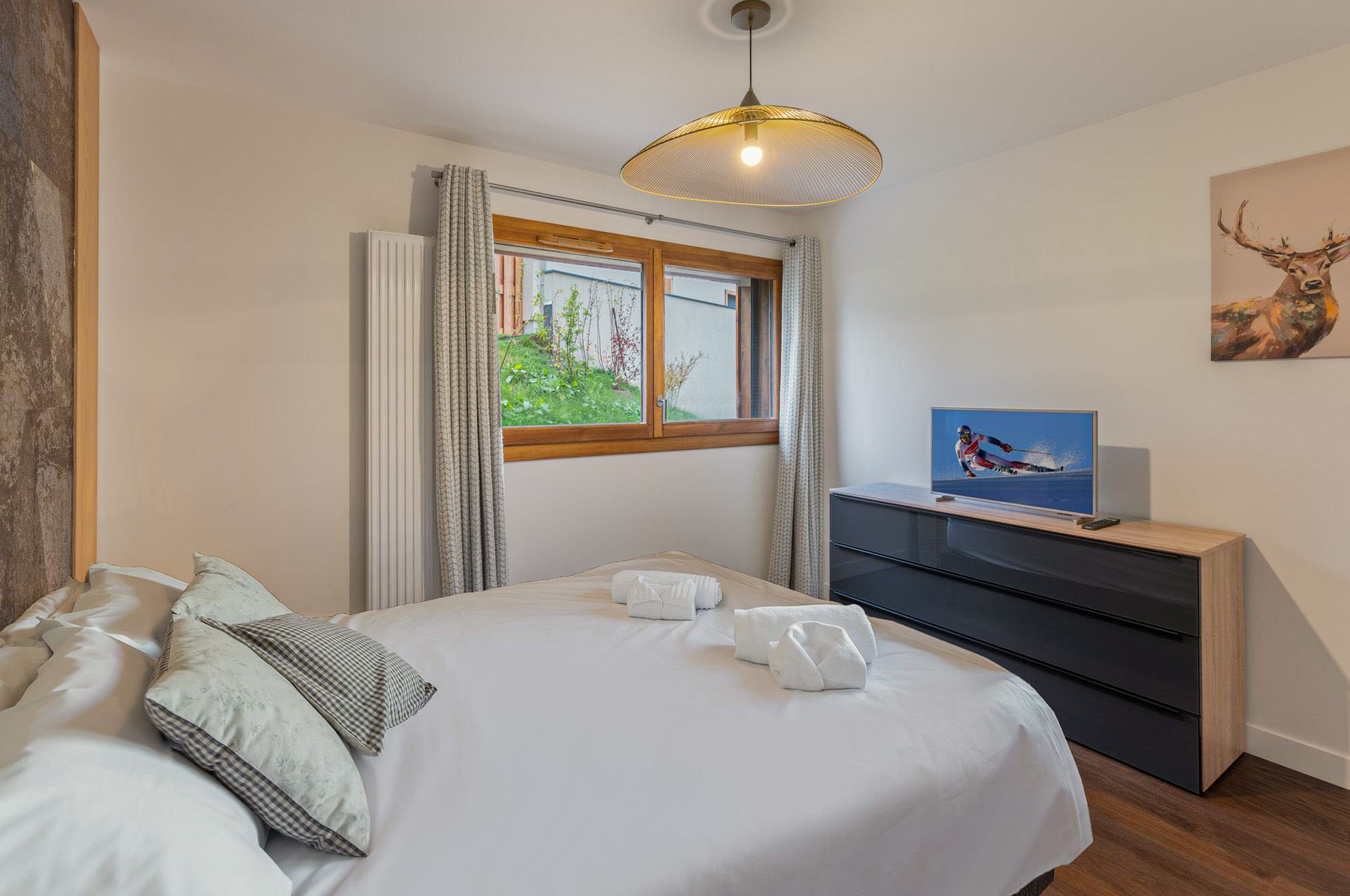 Apartment Feuilleter, listing photograph 8