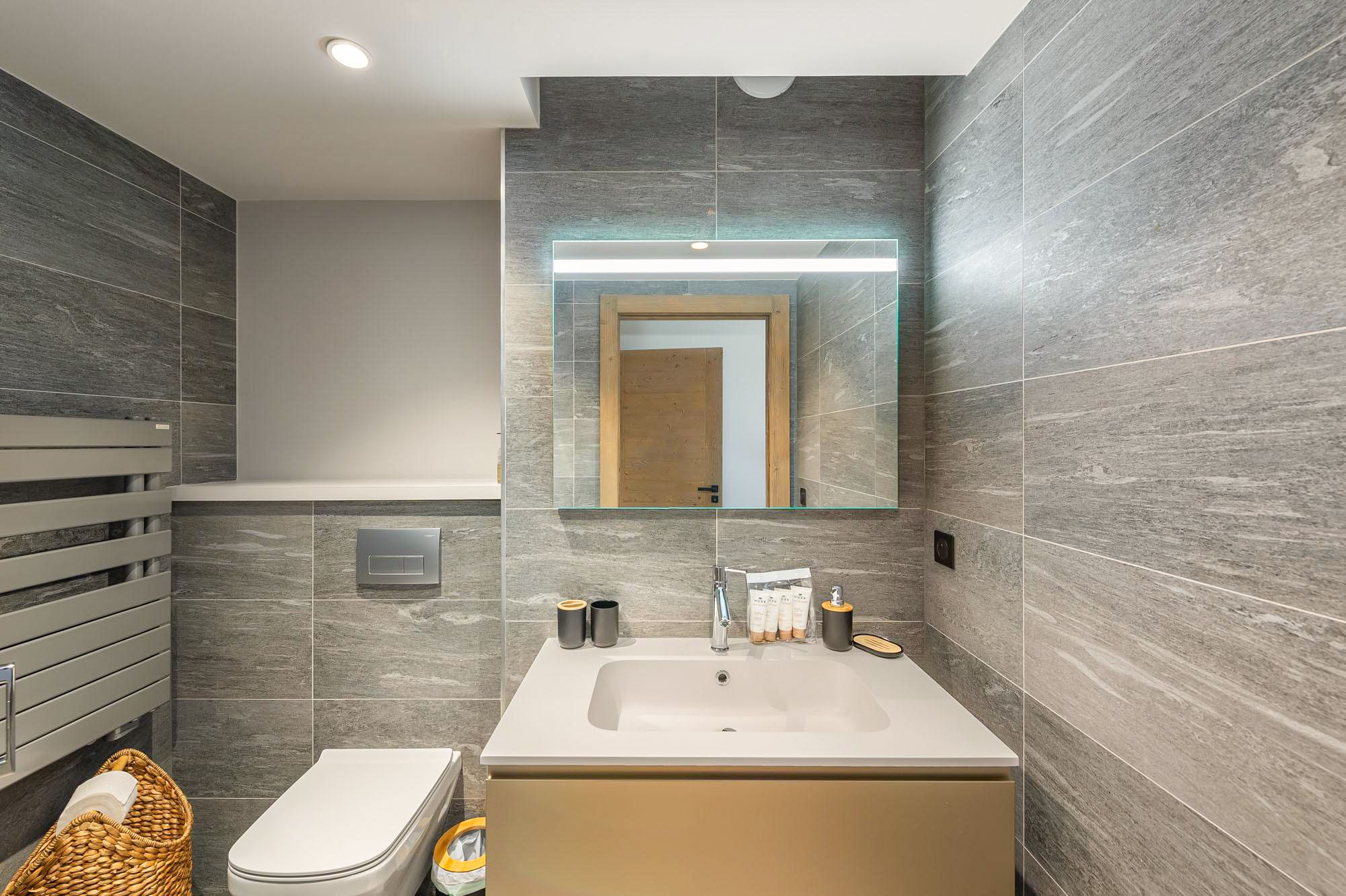 Apartment Miette, listing photograph 8