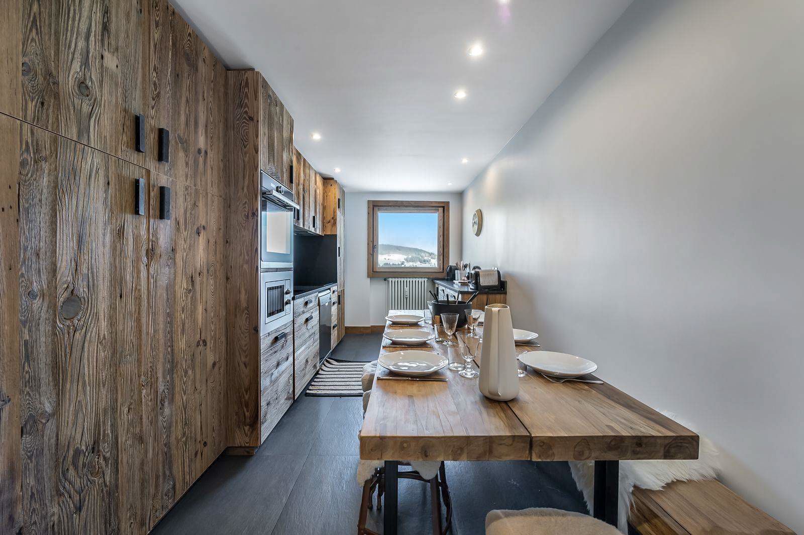 Apartment Snowshoe, listing photograph 6