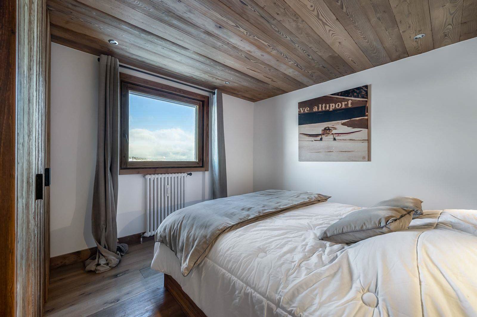 Apartment Snowshoe, listing photograph 11