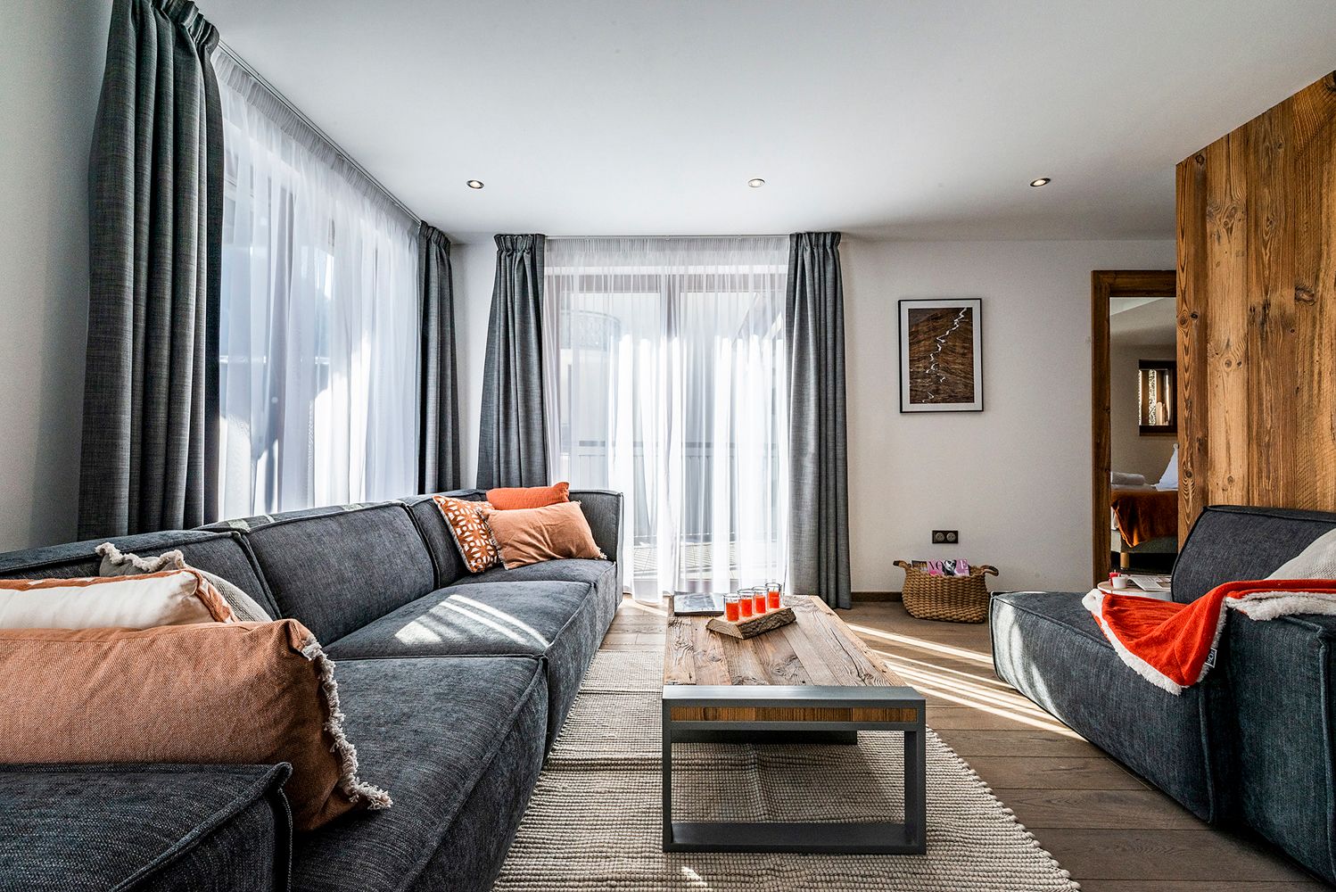 Apartment Charlet, listing photograph 2