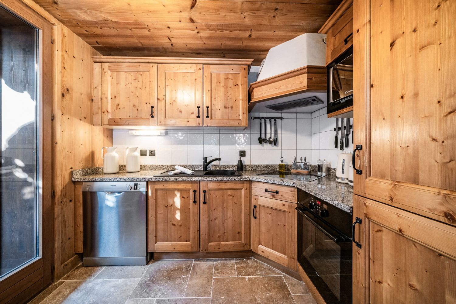 Chalet Plagnolet, listing photograph 5