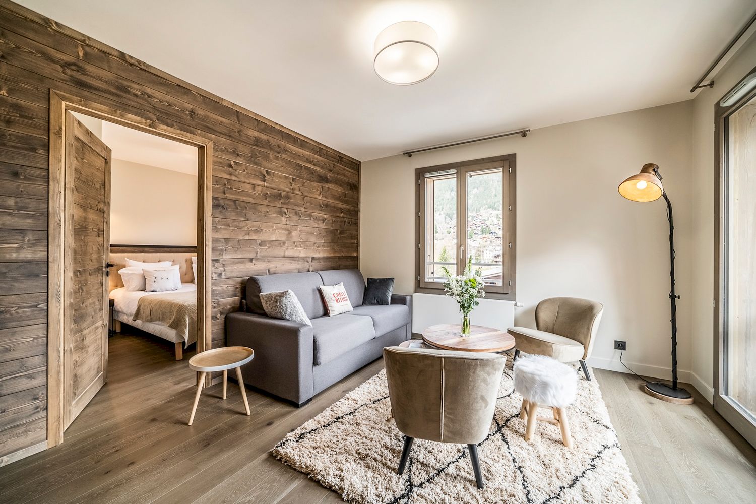 Apartment Rebats, listing photograph 4
