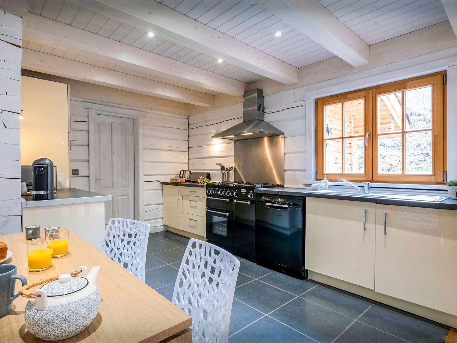 Chalet Houches, listing photograph 10