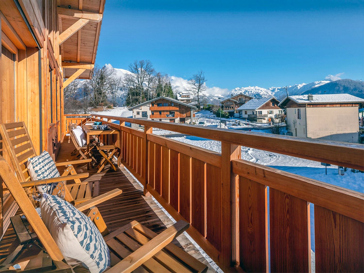 Chalet Breeze, listing photograph 5