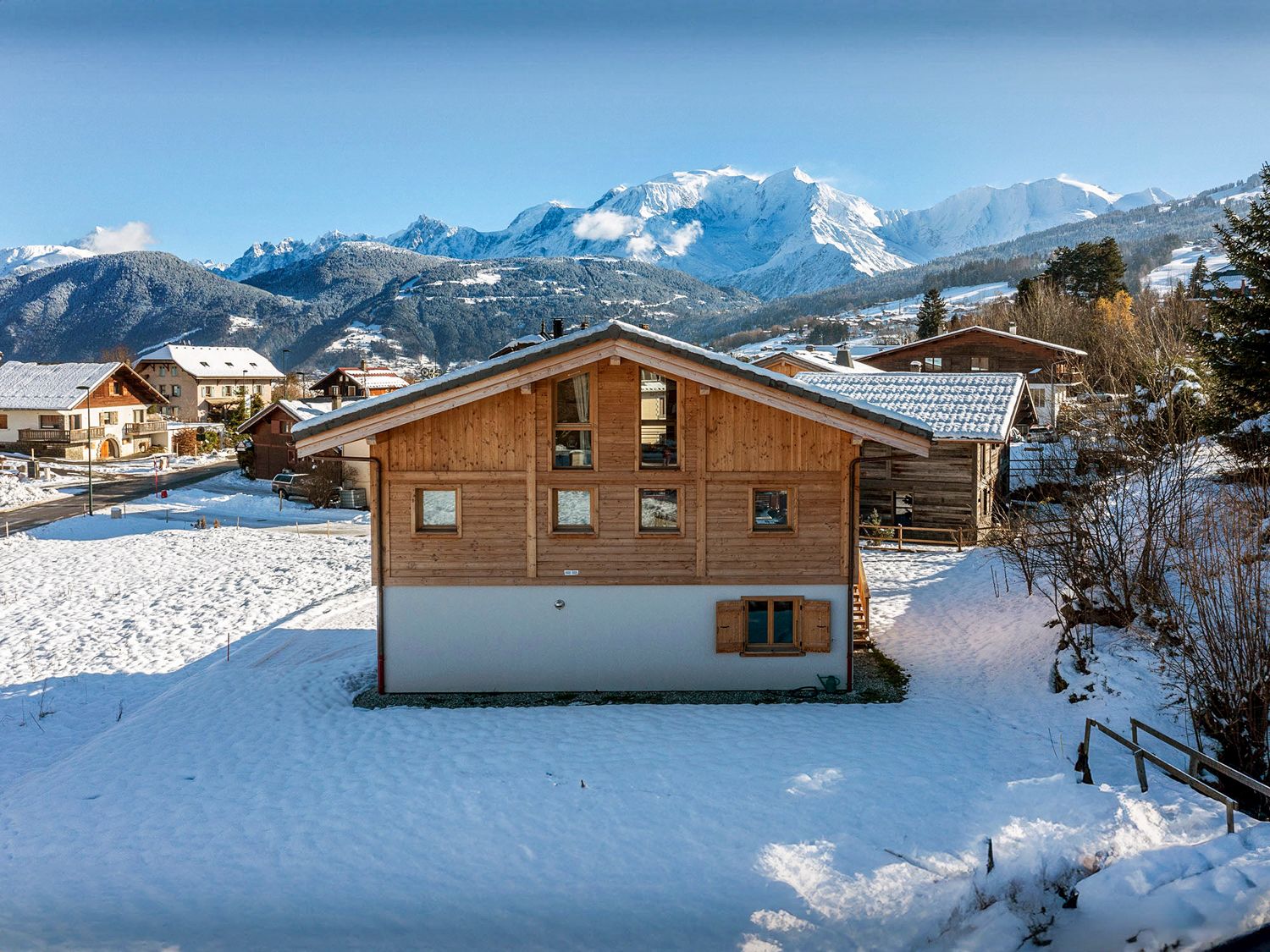Chalet Breeze, listing photograph 12