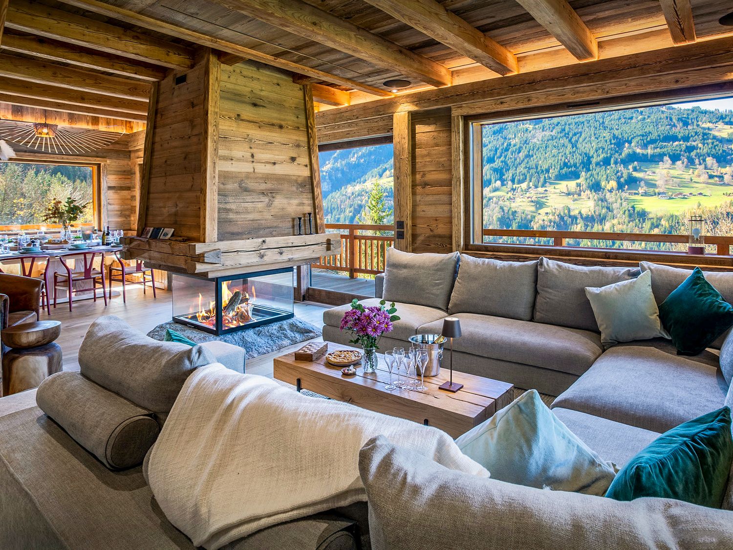 Chalet Charms, listing photograph 5