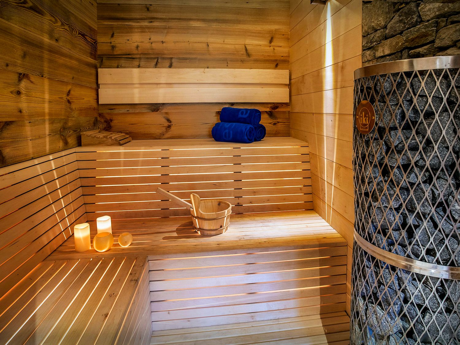 Chalet Charms, listing photograph 12