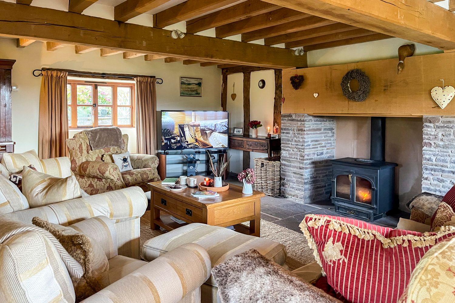 Hillside Farmhouse, listing photograph 10