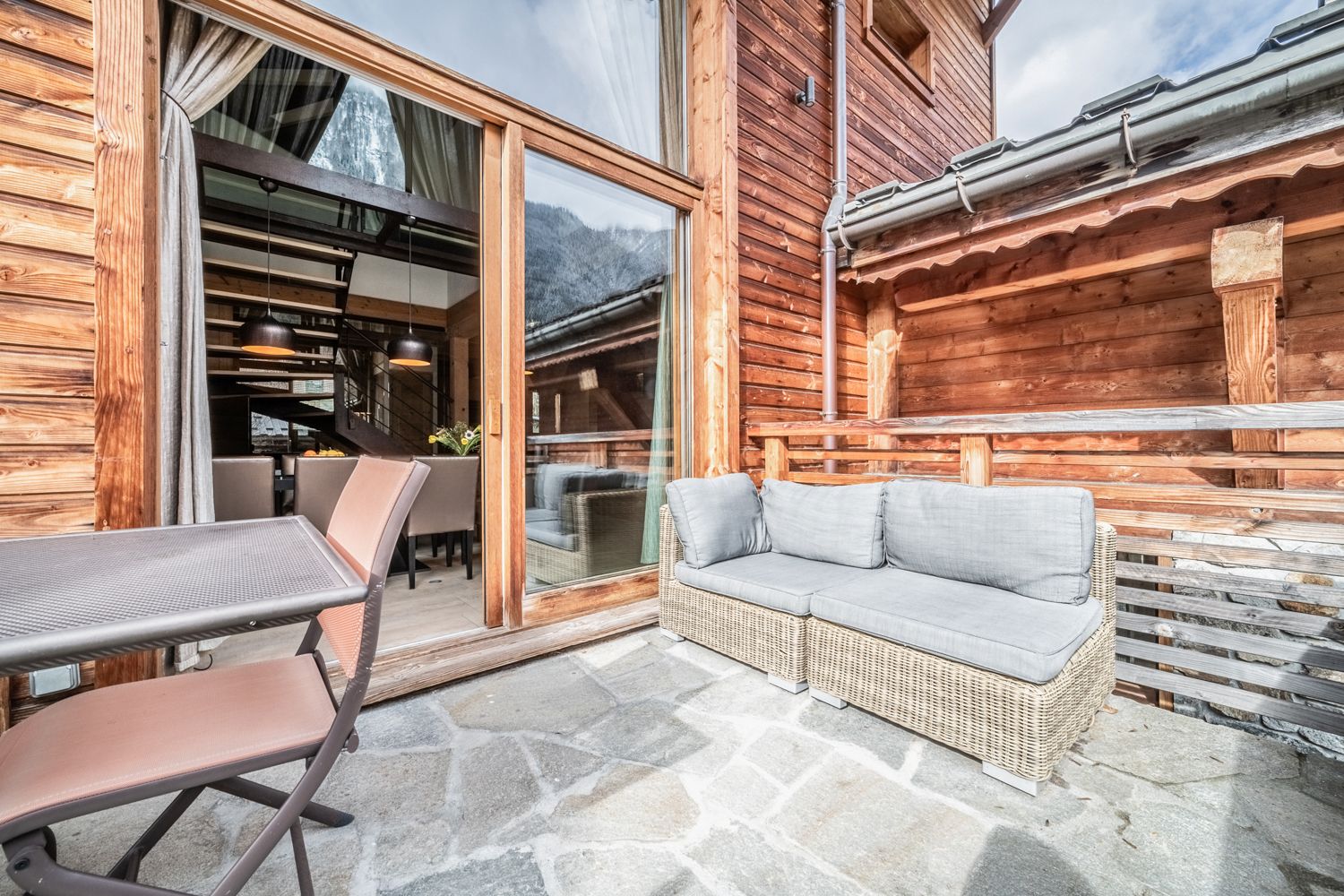 Chalet Annie, listing photograph 8