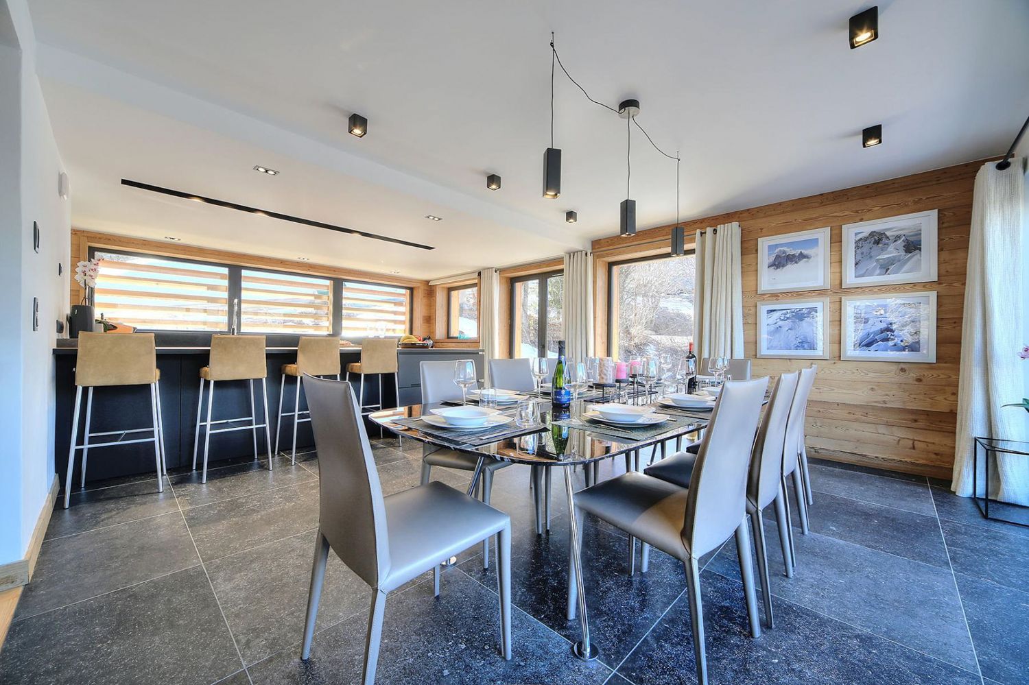 Chalet Nas, listing photograph 4
