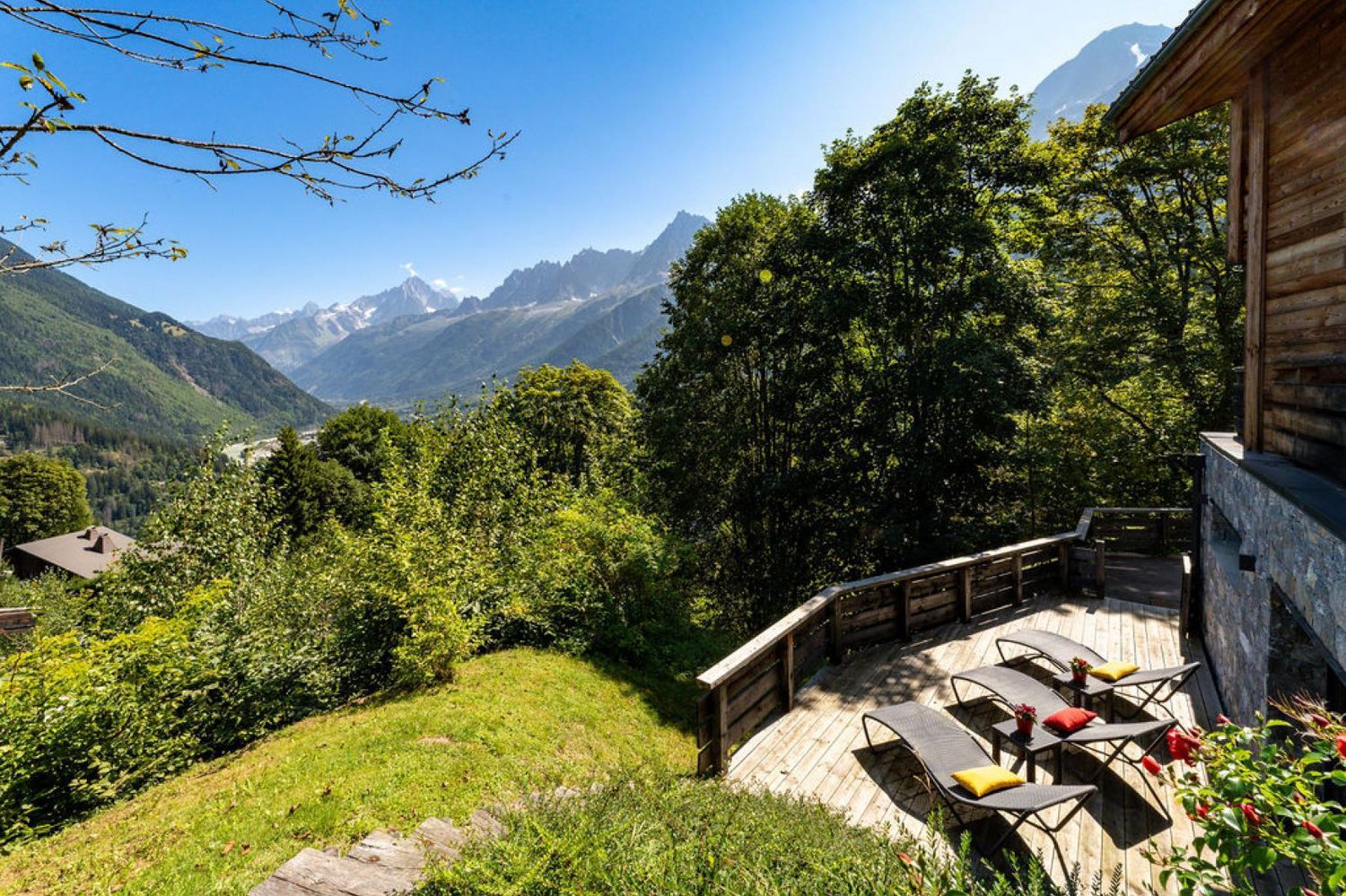 Chalet Nas, listing photograph 11